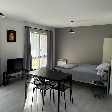 Studio Pivoine Avec Terrasse A Proximite De เมซ์ ภายนอก รูปภาพ